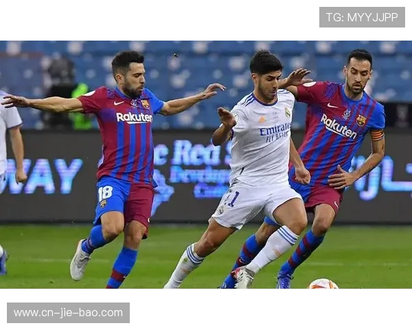 法超杯决赛中场休息,里尔主席勒唐与裁判冲突事件发酵