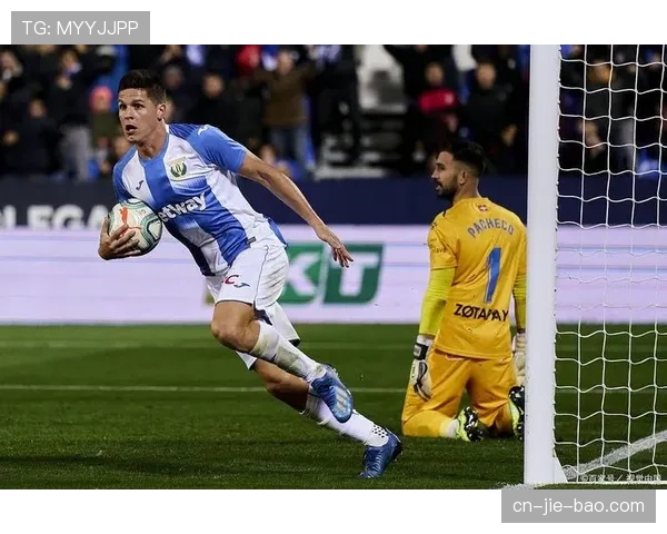 奥萨苏纳2-1逆转莱加内斯，主队下半场变阵三后卫收效显著